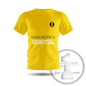 Camiseta „Team work is essential” amarilla